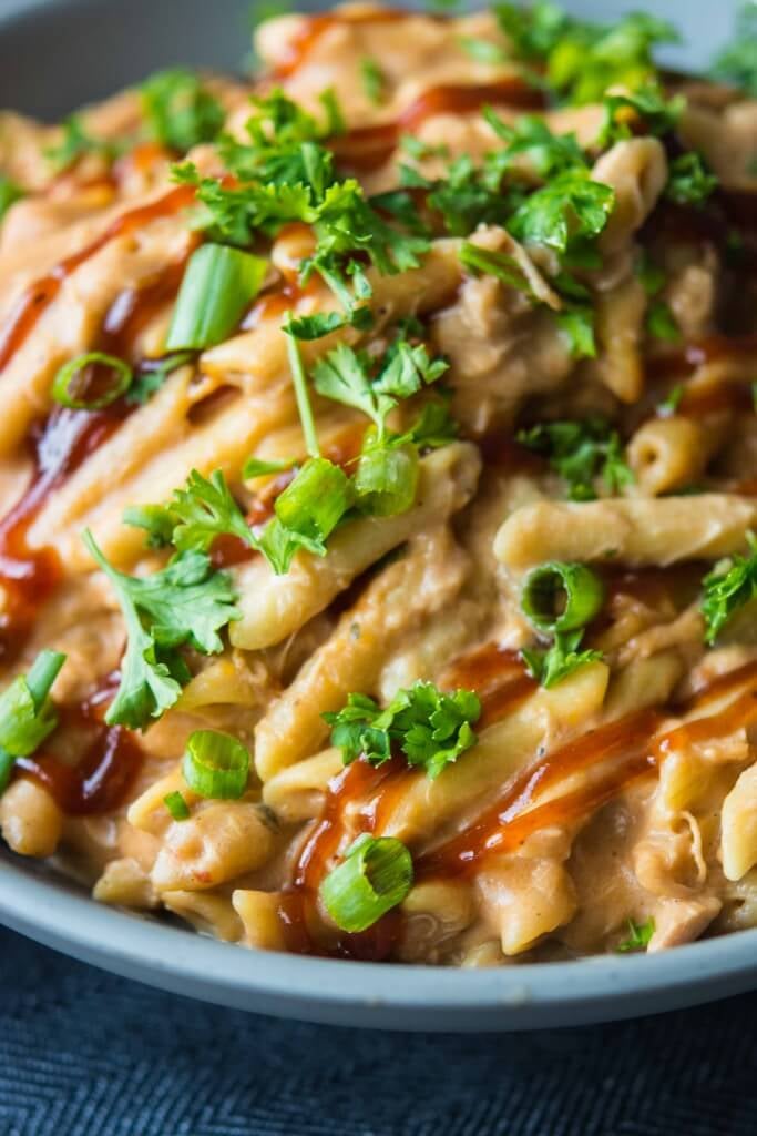 Slow Cooker Barbecue Chicken Pasta