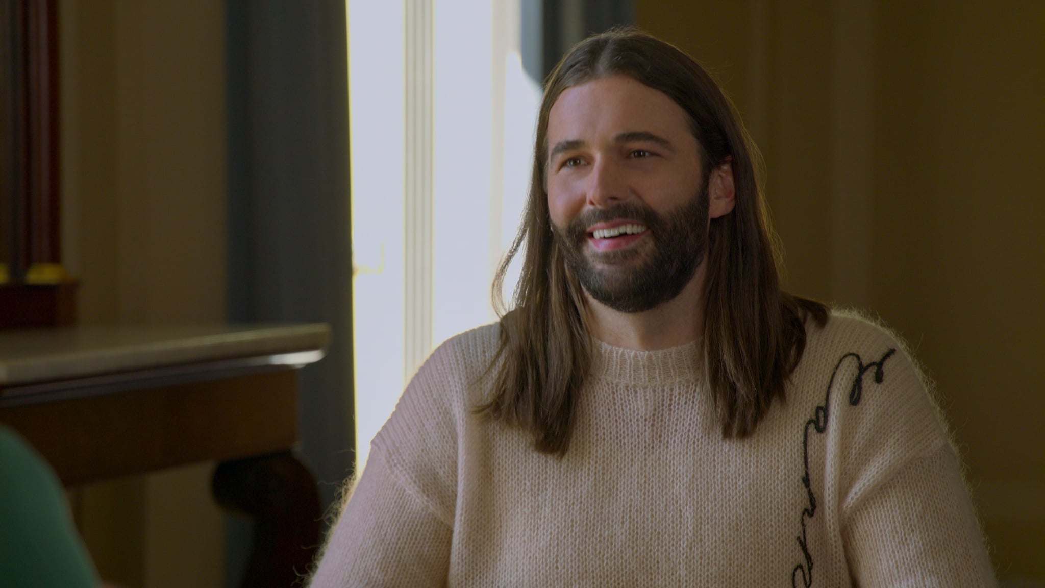 GETTING CURIOUS WITH JONATHAN VAN NESS. Jonathan Van Ness in GETTING CURIOUS WITH JONATHAN VAN NESS. Cr. Courtesy of Netflix © 2021
