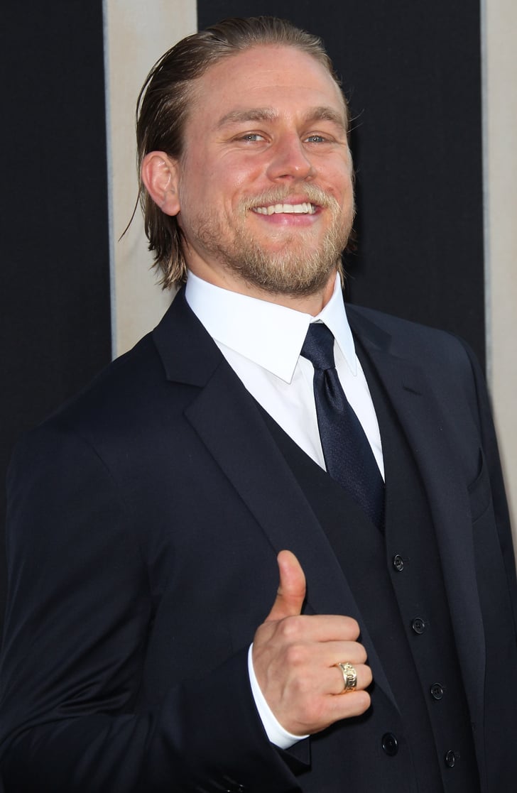 Best Thumbs Up on the Red Carpet Cute Charlie Hunnam Moments Pictures POPSUGAR Celebrity