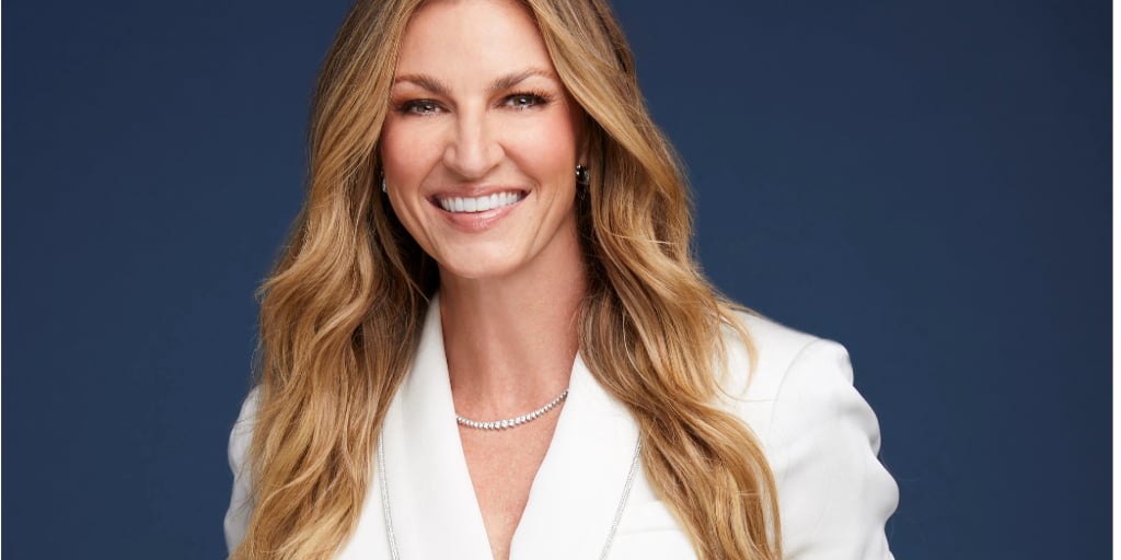 Why NFL Broadcaster Erin Andrews Chose to Face Cancer Silently