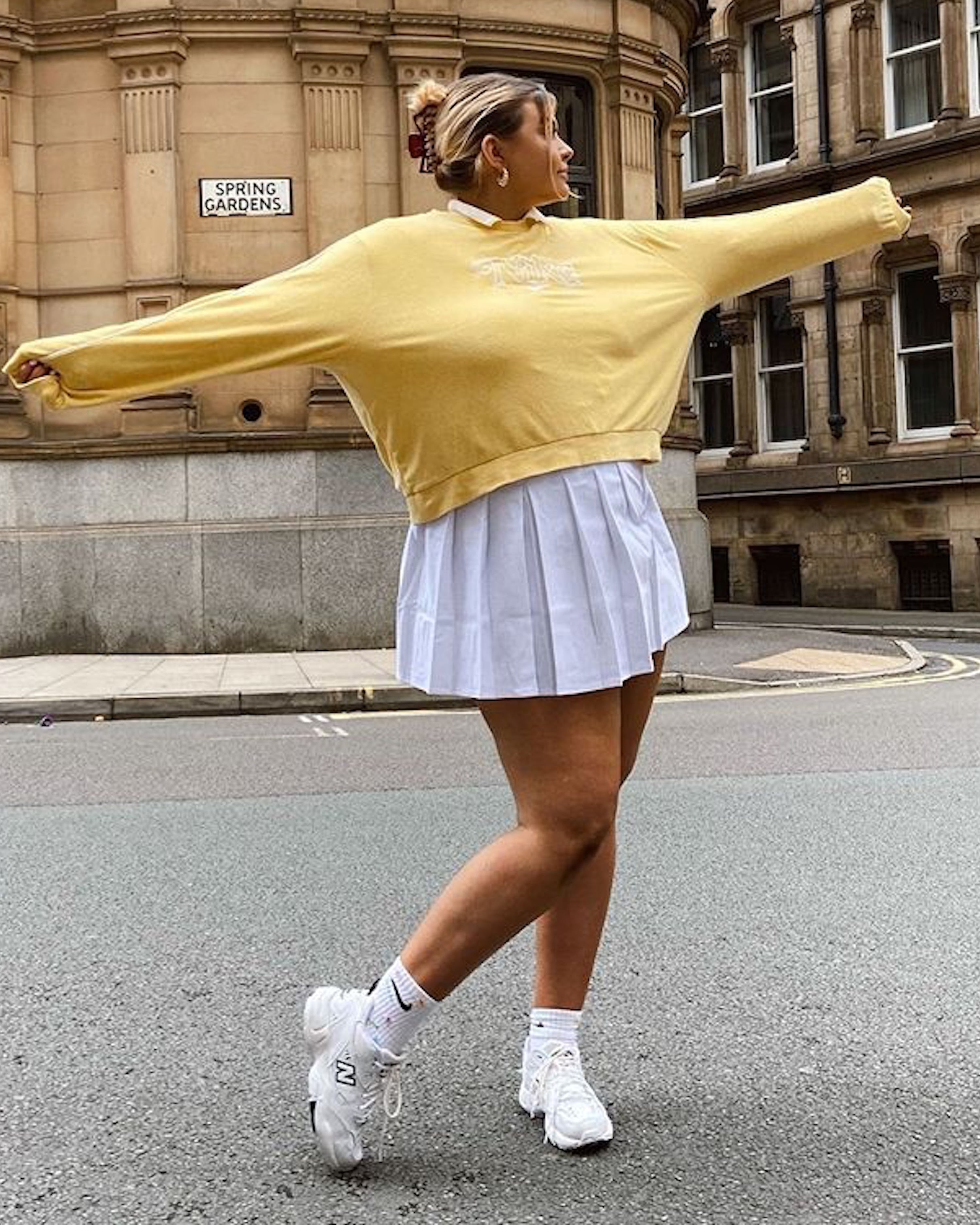 15 WAYS TO WEAR A TENNIS SKIRT  SUMMER AND FALL OUTFIT IDEAS