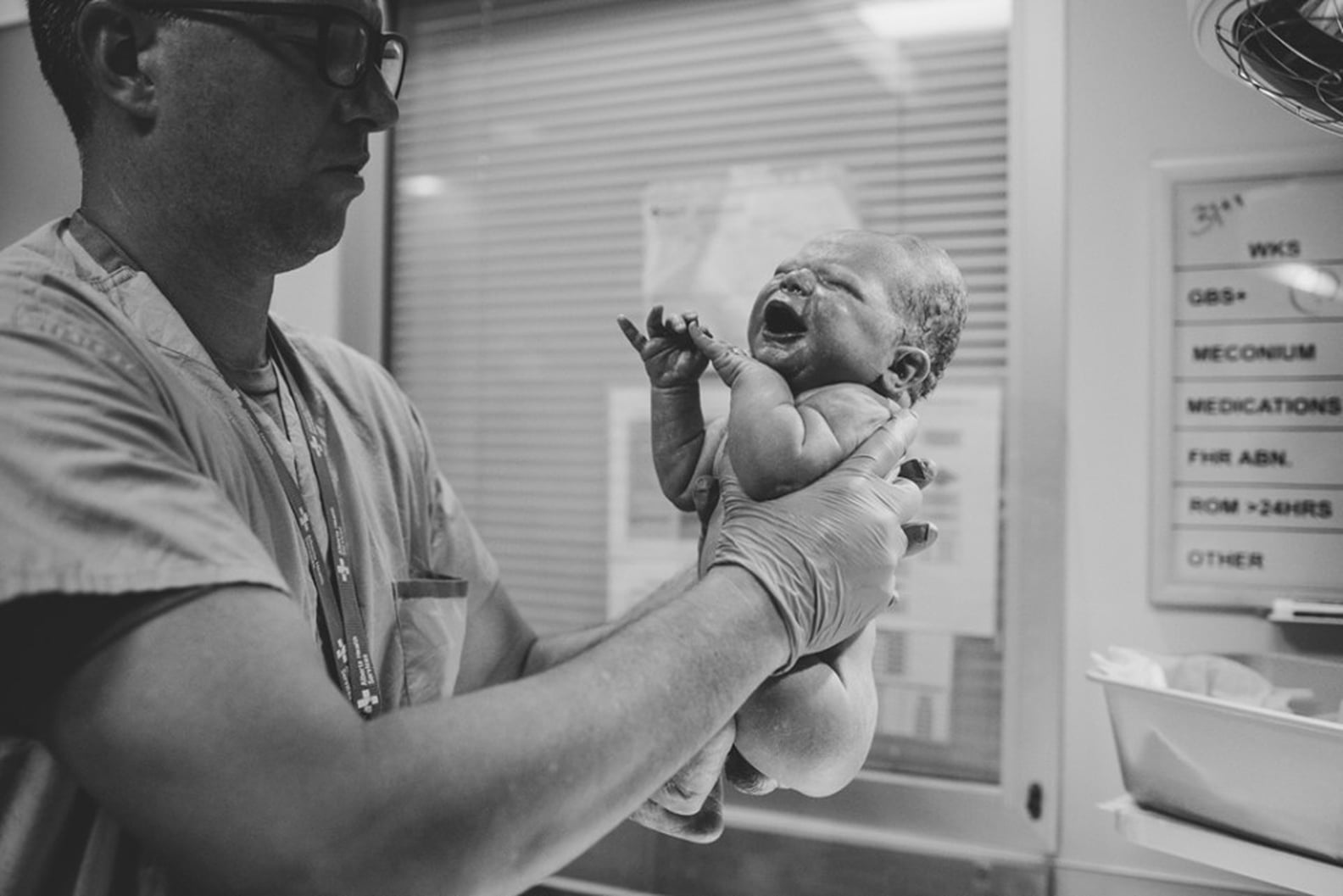 Photos of Mom and Surrogate After Baby Is Born POPSUGAR Family