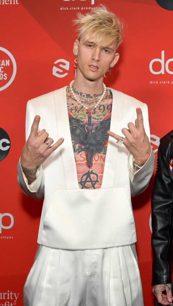 Machine Gun Kelly's Nail Art at the American Music Awards