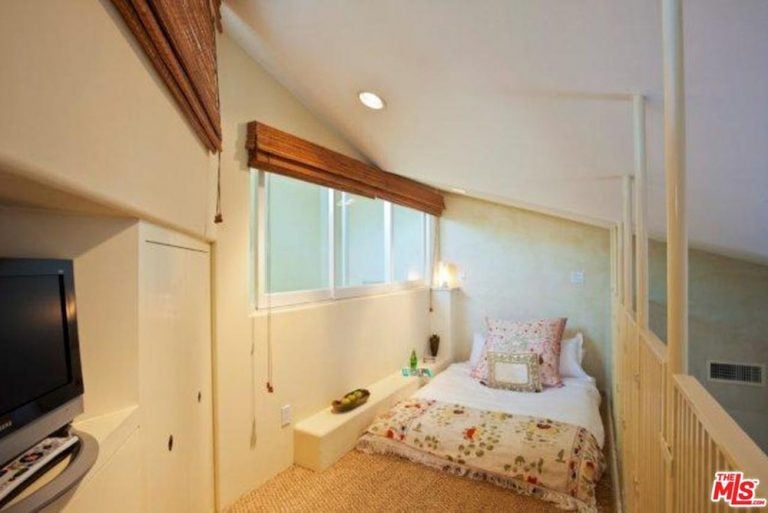 Rent Sandra Bullock's LA House