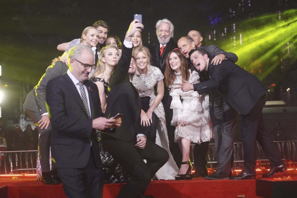 Cute Hunger Games Cast Selfie 2015