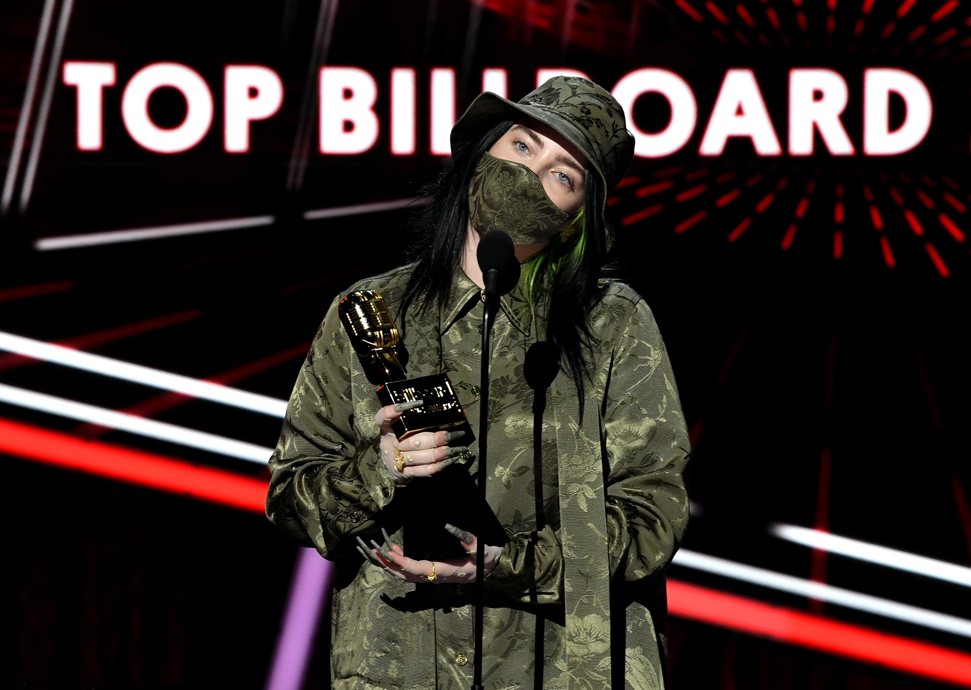 Big Four Winner Billie Eilish Wears Neon Custom Gucci to 2020