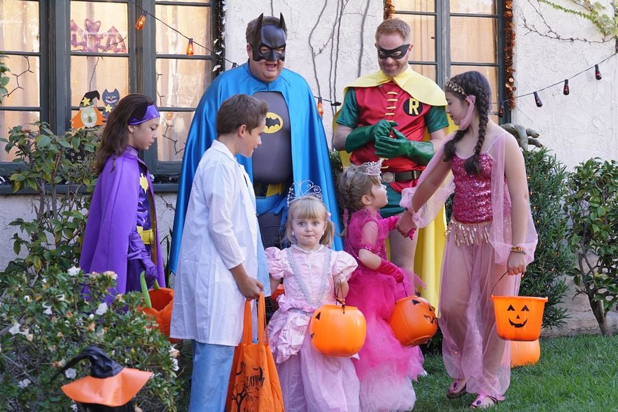 Modern Family Halloween Episode 2016 POPSUGAR Entertainment Photo 8
