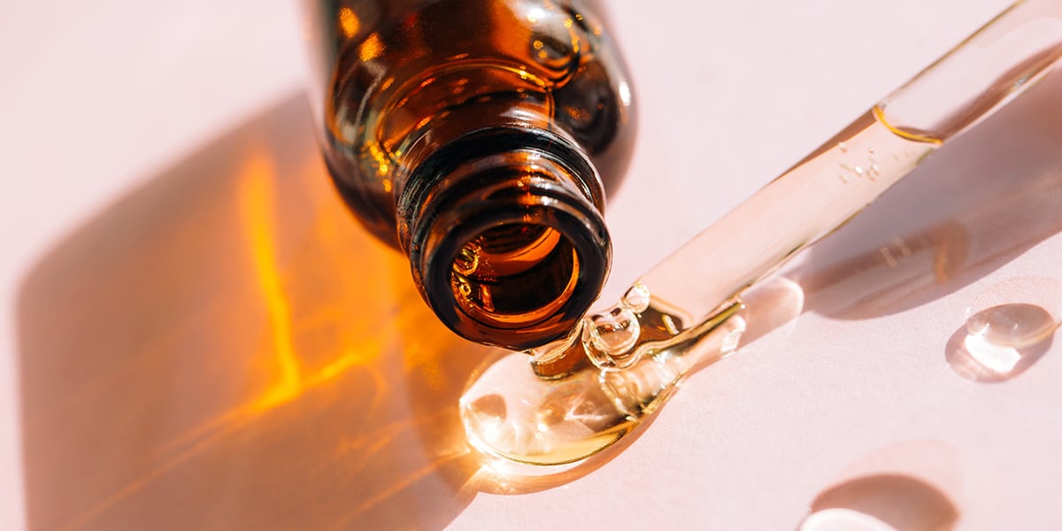 Jessica Alba’s Aesthetician Swears By These Products For Your Skin-Care Routine