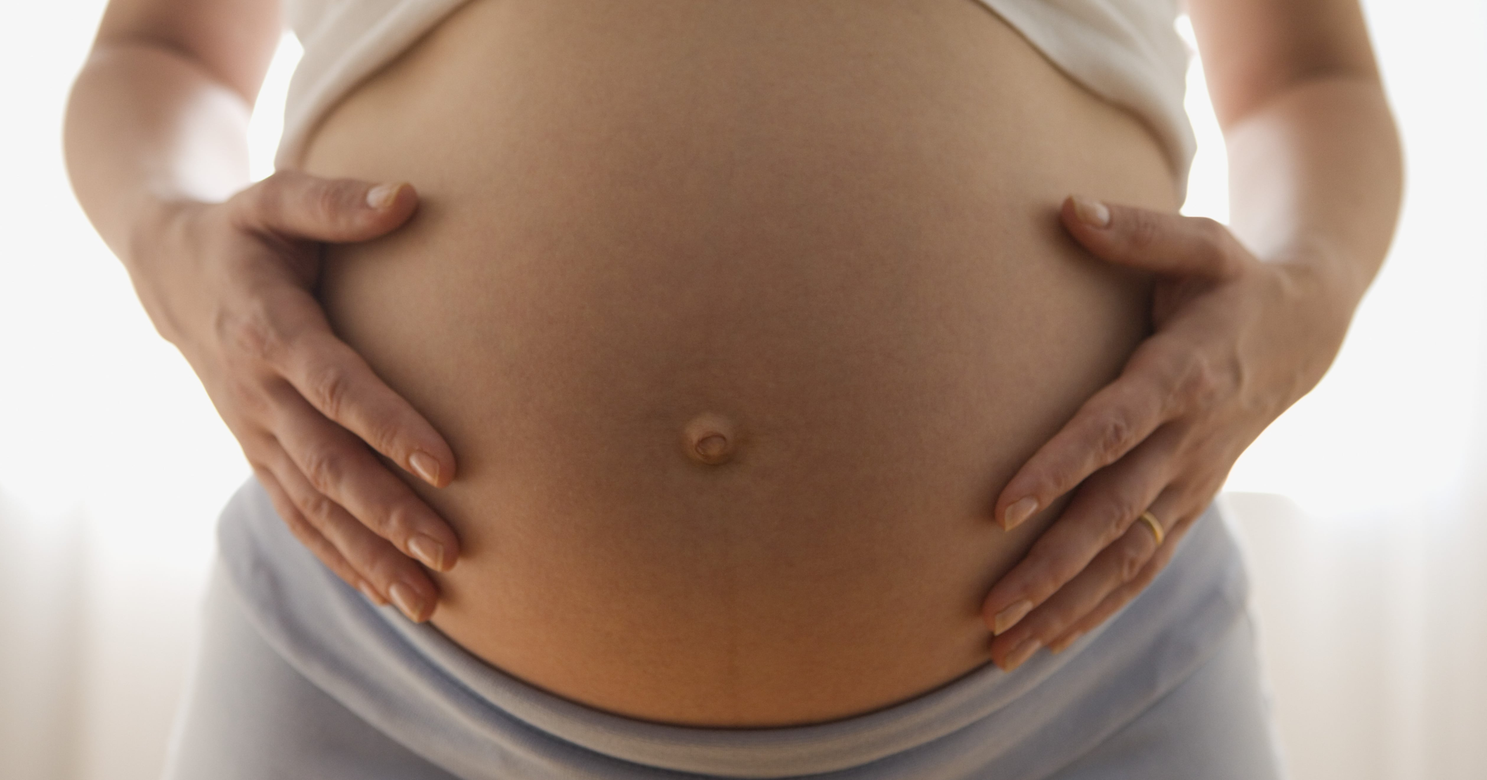 Can You Get a Spray Tan While Pregnant? Doctors Weigh In POPSUGAR Fitness