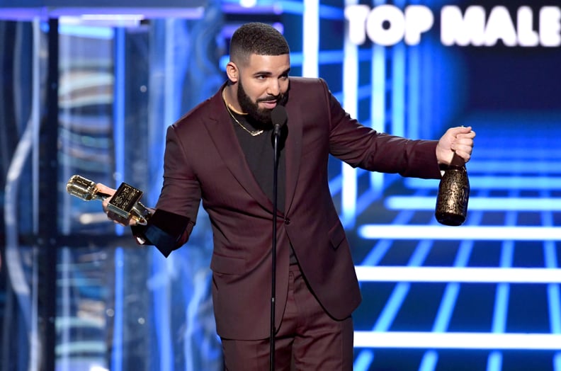 LAS VEGAS, NEVADA - MAY 01: Drake accepts the Top Male Artist award  onstage during the 2019 Billboard Music Awards at MGM Grand Garden Arena on May 01, 2019 in Las Vegas, Nevada. (Photo by Kevin Winter/Getty Images for dcp)