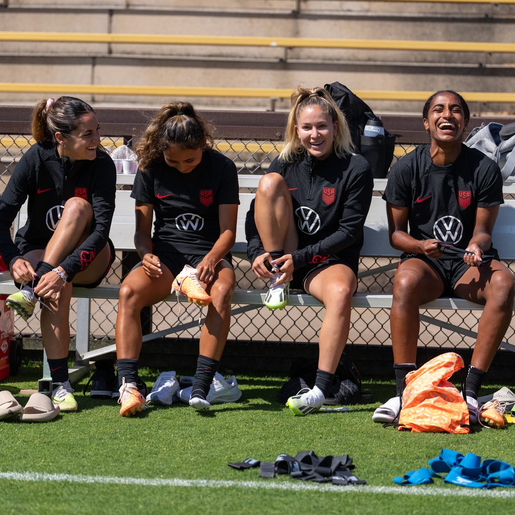 The USWNT Has a "Kindle Crew" Who Read While Recovering