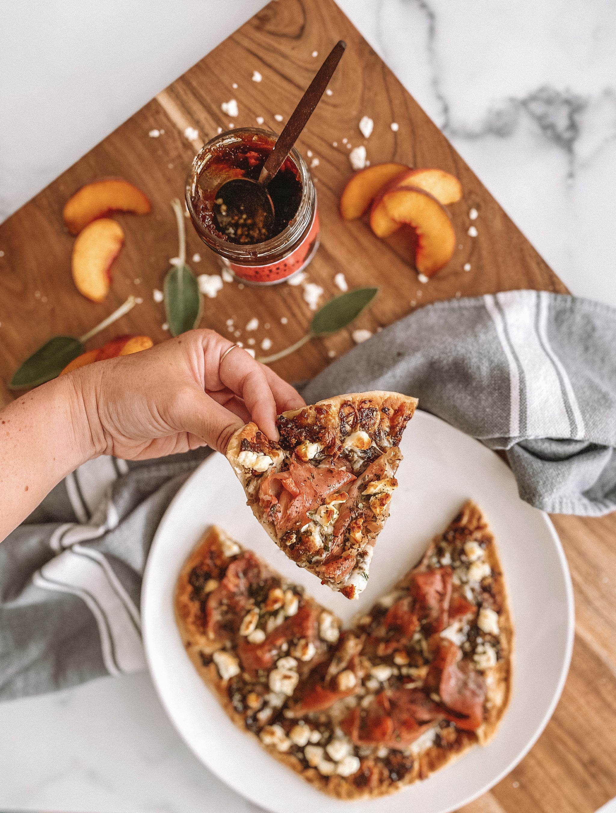 Fig and Prosciutto Naan Pizza Recipe POPSUGAR Food UK