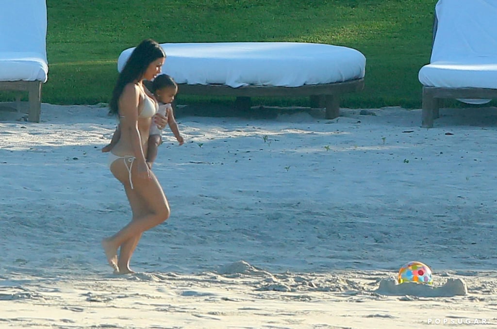 Kim Kardashian on the Beach With North West | Pictures