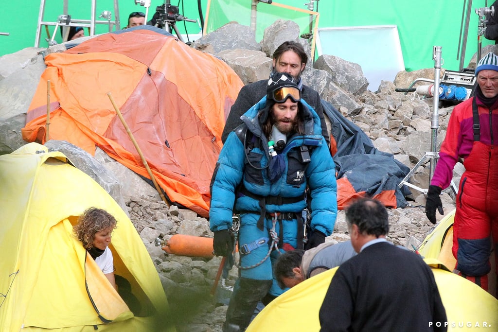 Jake Gyllenhaal With a Beard on Everest Set | Pictures