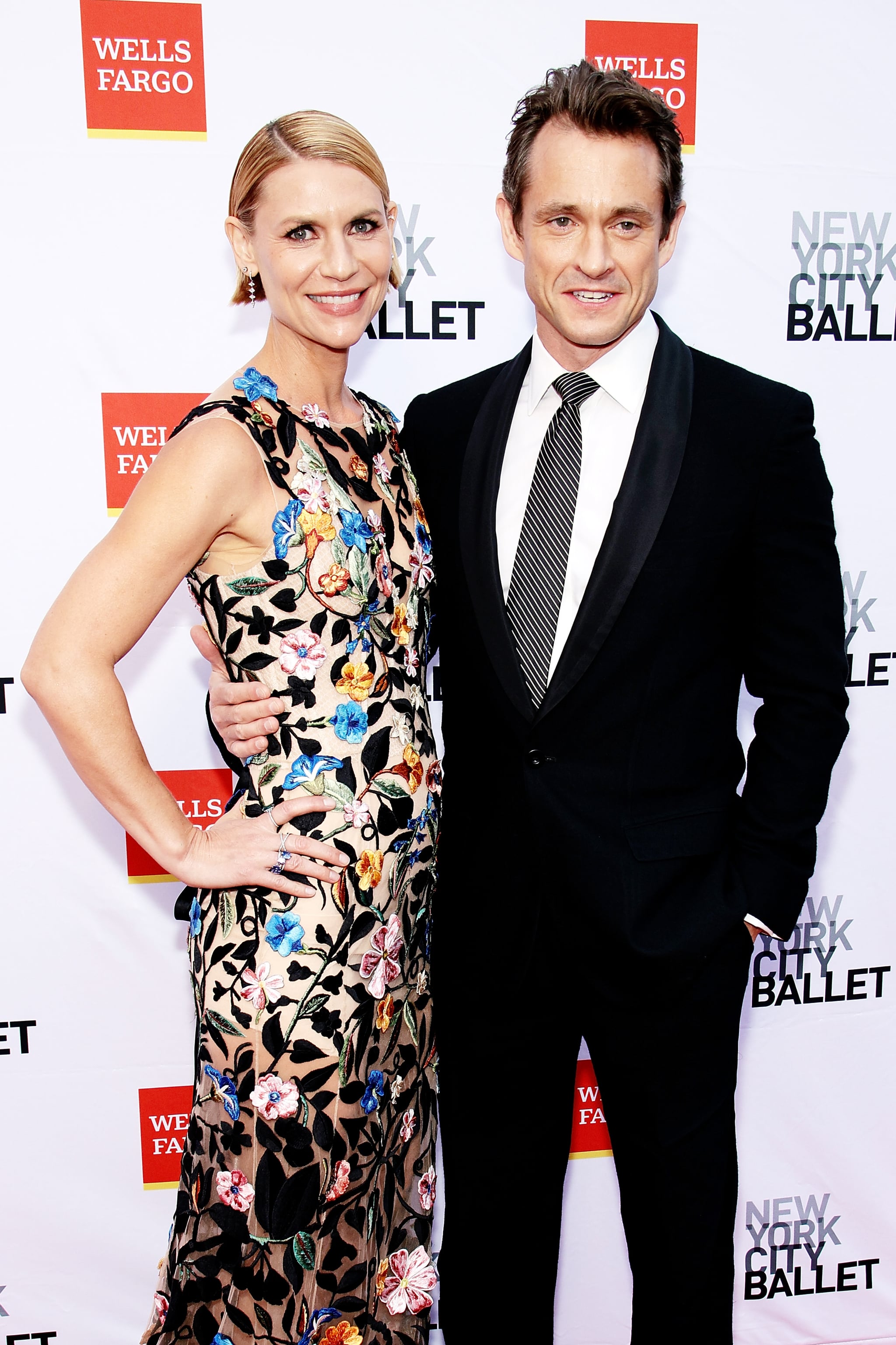 NEW YORK, NEW YORK - SEPTEMBER 28: Claire Danes (L) and Hugh Dancy attend the New York Ballet 2022 Fall Fashion Gala at David H. Koch Theatre at Lincoln Centre on September 28, 2022 in New York City. (Photo by Dimitrios Kambouris/Getty Images)