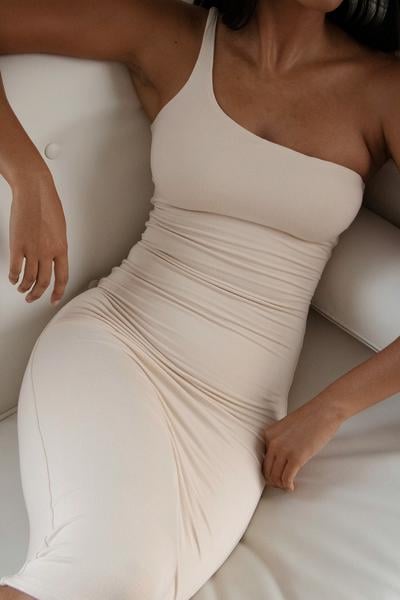 Re Ona Sophia One Shoulder Dress