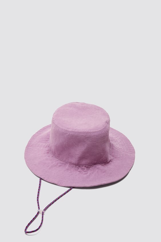 zara bucket hat