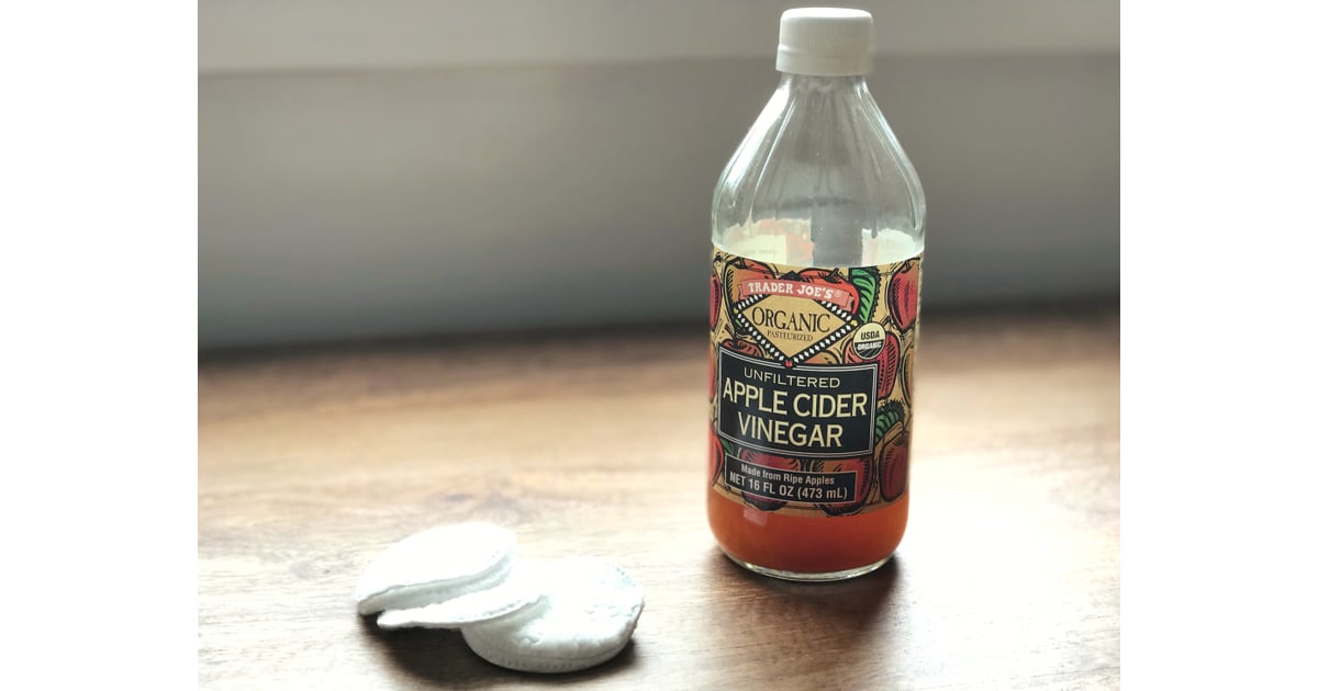 Use apple cider vinegar on your mosquito bites. Summer Hacks
