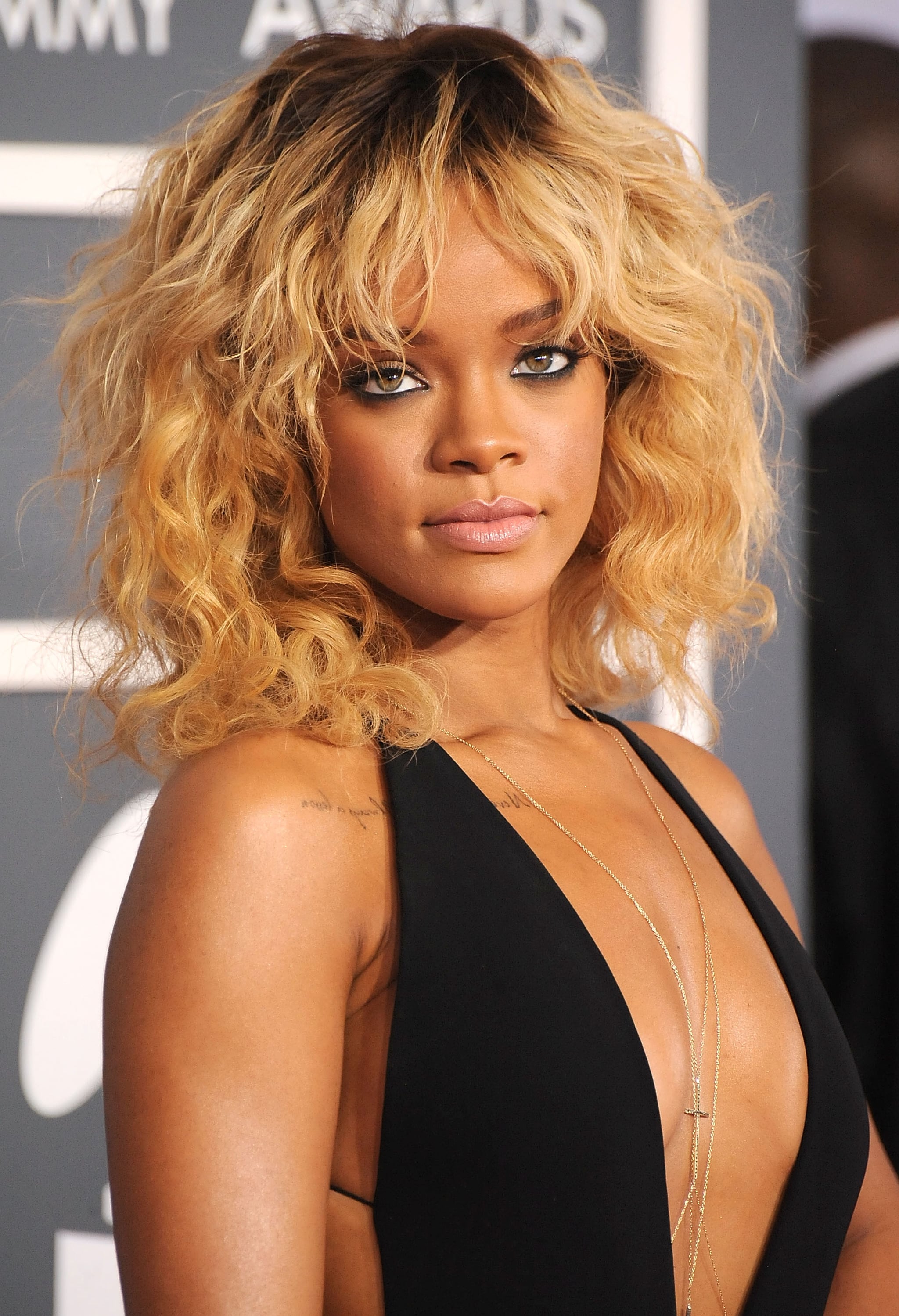 What To Know Before Dyeing Your Hair From Brunette To Blond Popsugar Beauty