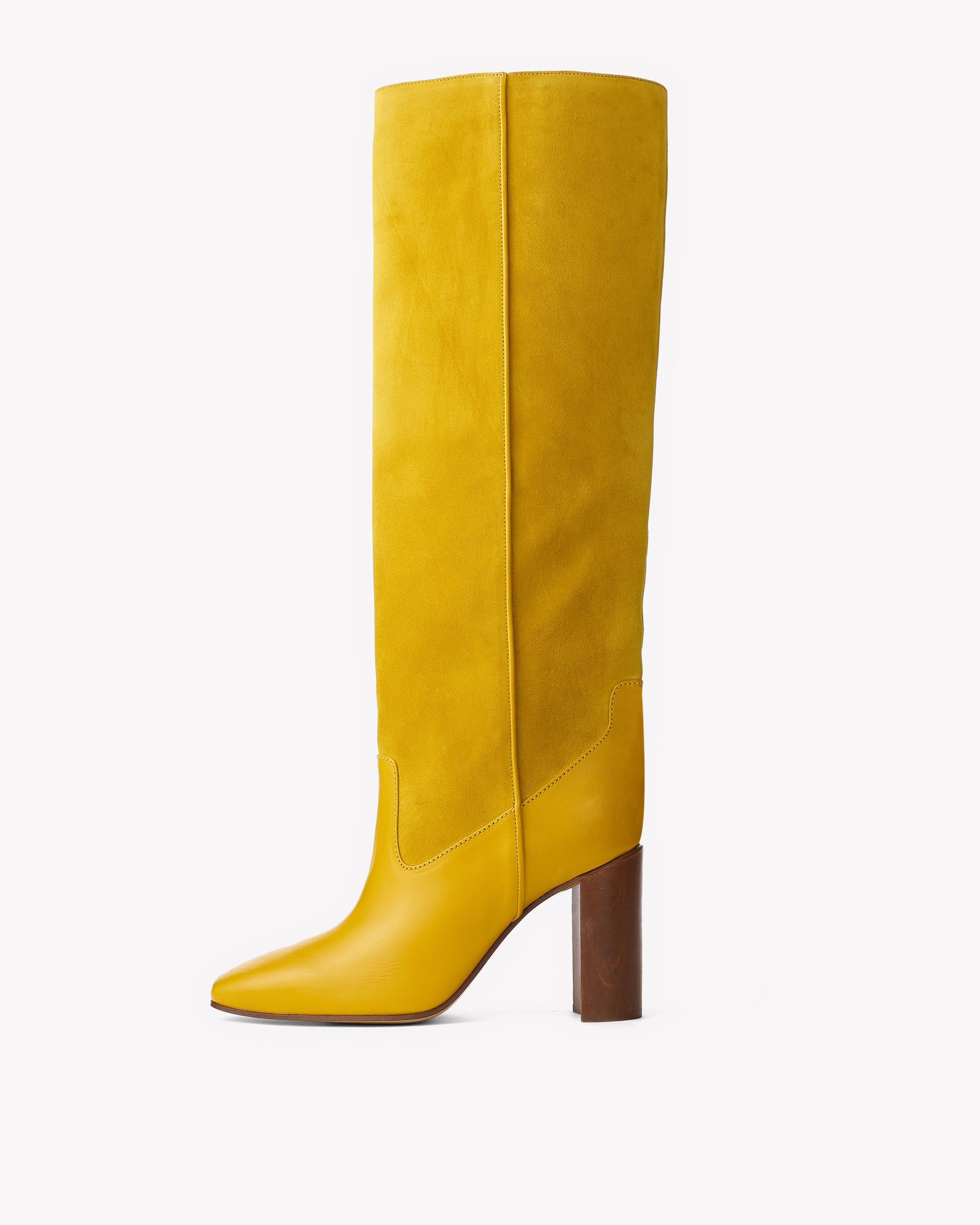 Emily Ratajkowski's Fall Knee High Boots Are Mustard Yellow