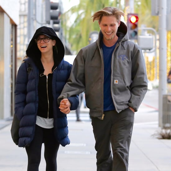 Kaley Cuoco and Boyfriend Karl Cook Out in LA December 2016
