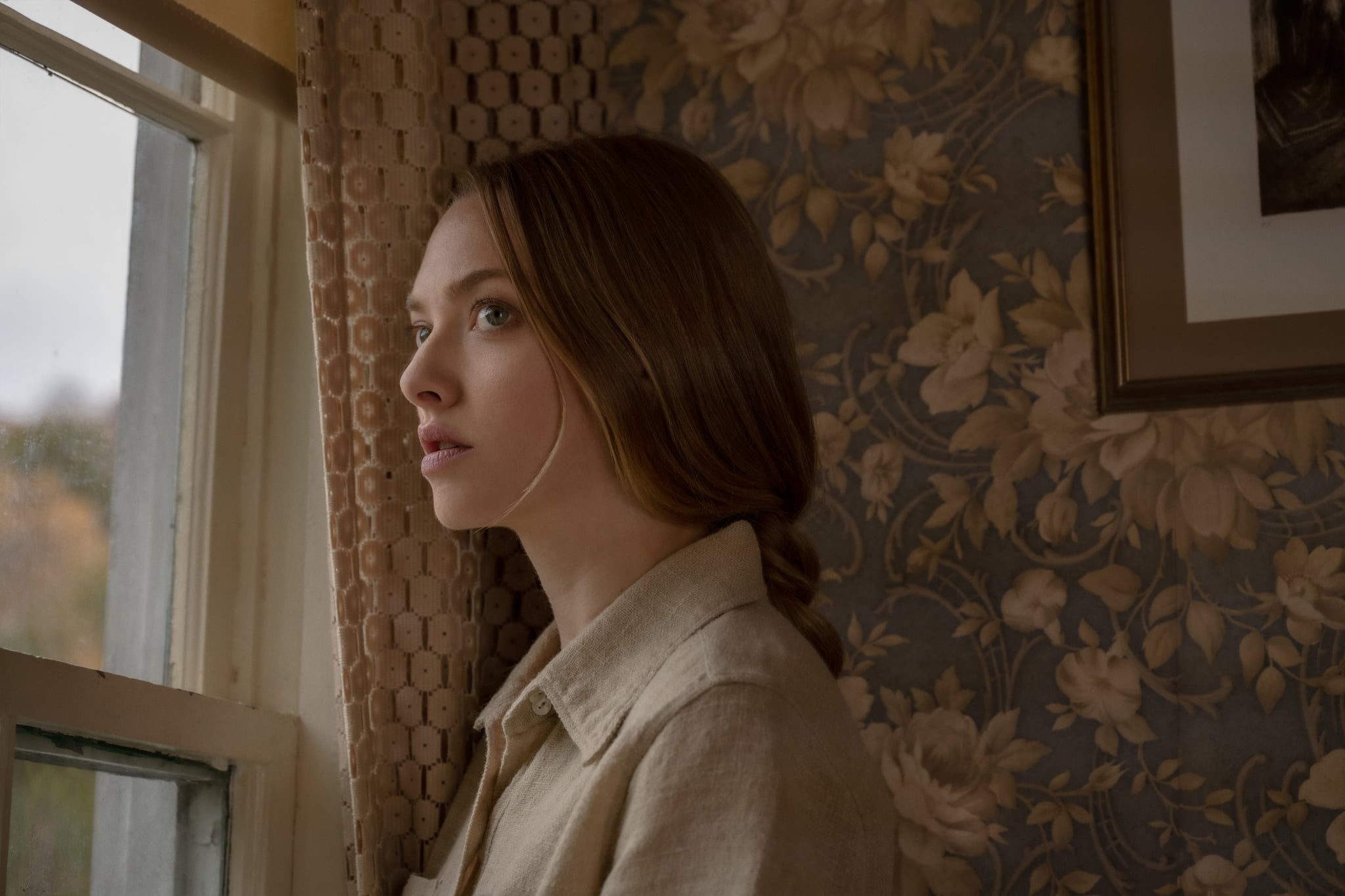 Things Heard And Seen: Amanda Seyfried as Catherine Clare. Cr. Anna Kooris/NETFLIX © 2020.