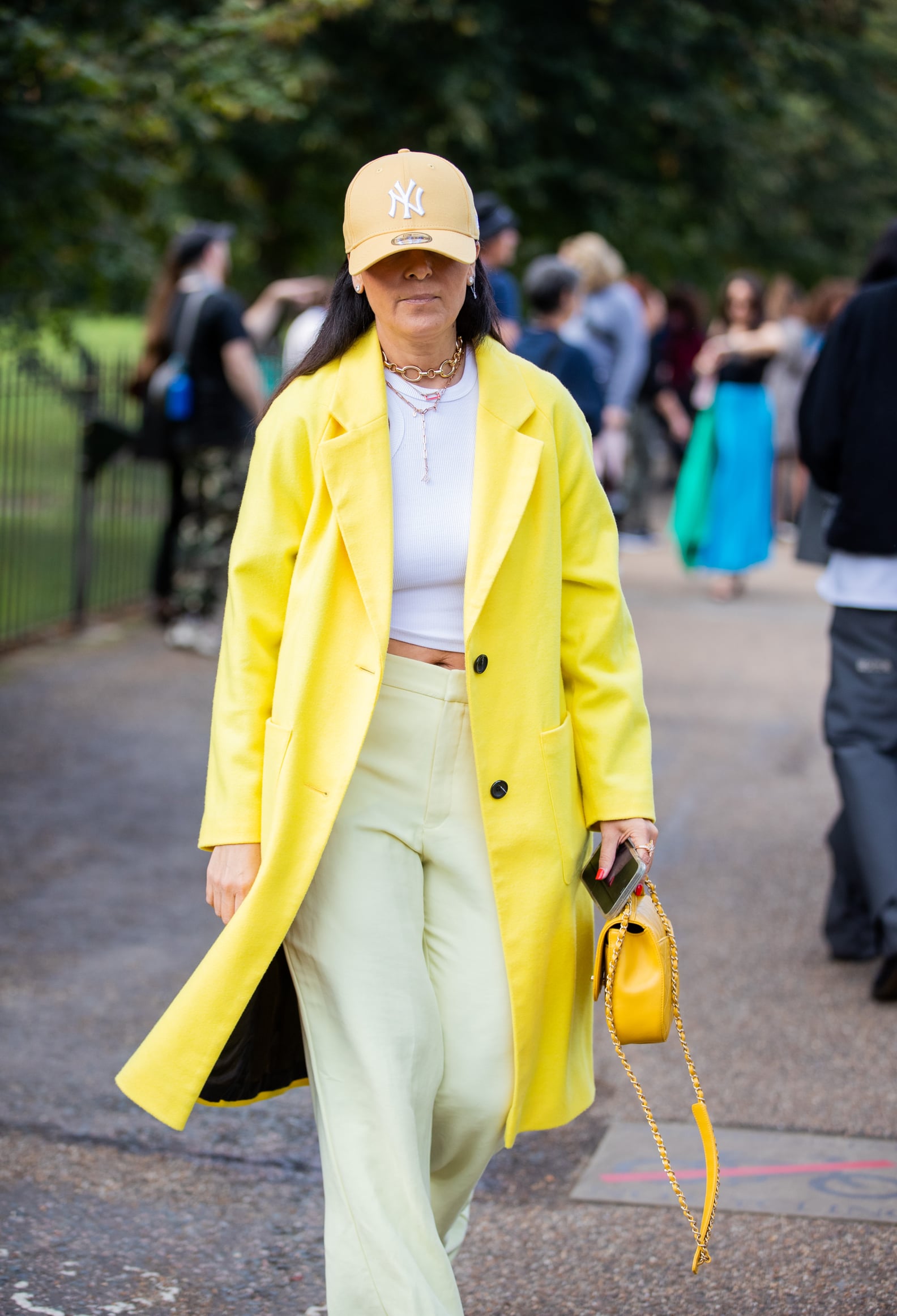 Street Style Is Full of Bright Colors at London Fashion Week | POPSUGAR ...