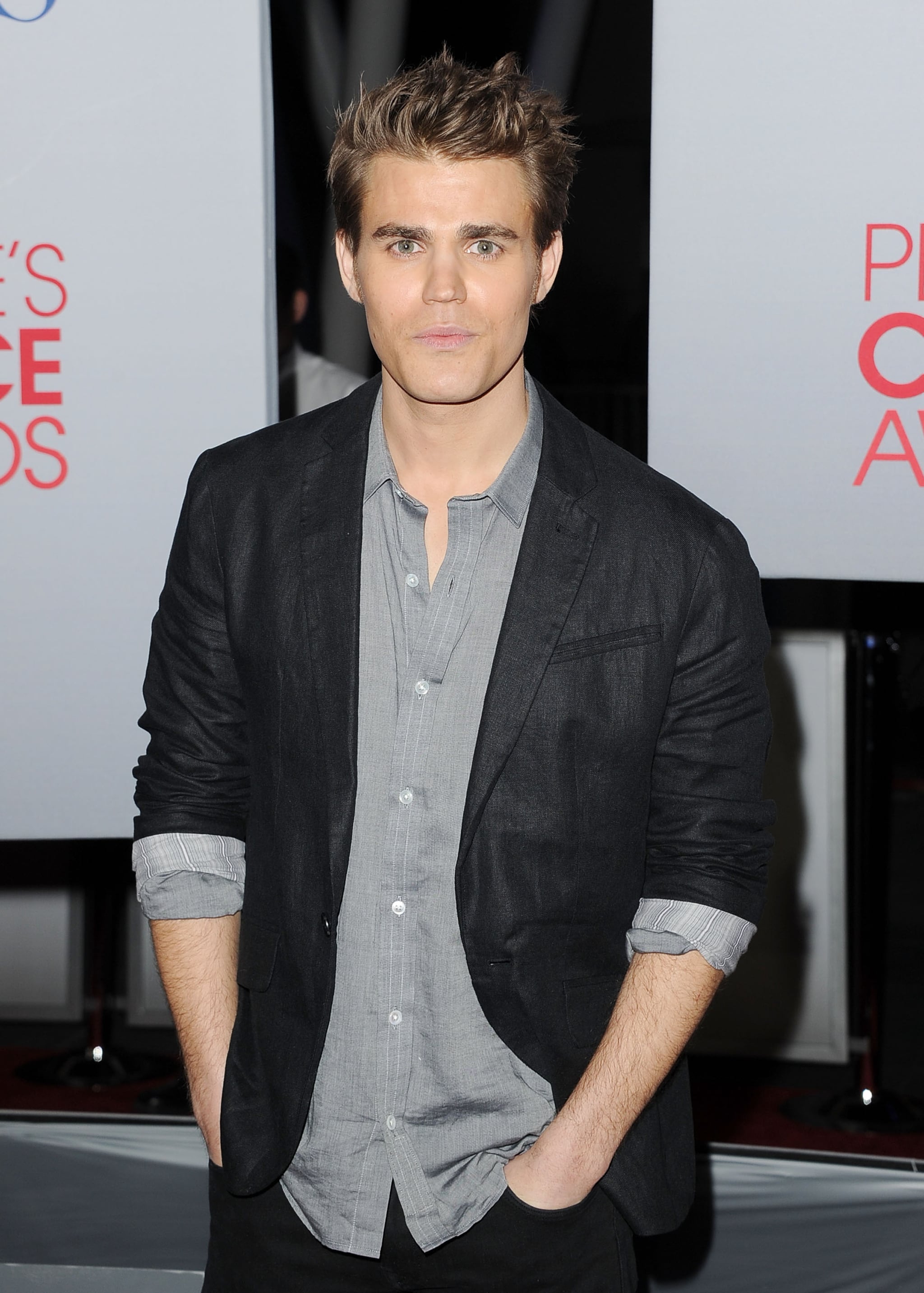 Paul Wesley See All The Stars Who Arrived On The People S Choice Awards Red Carpet Popsugar Celebrity Photo 16 Každý den jsou přidávány tisíce nových kvalitních obrázků. paul wesley see all the stars who