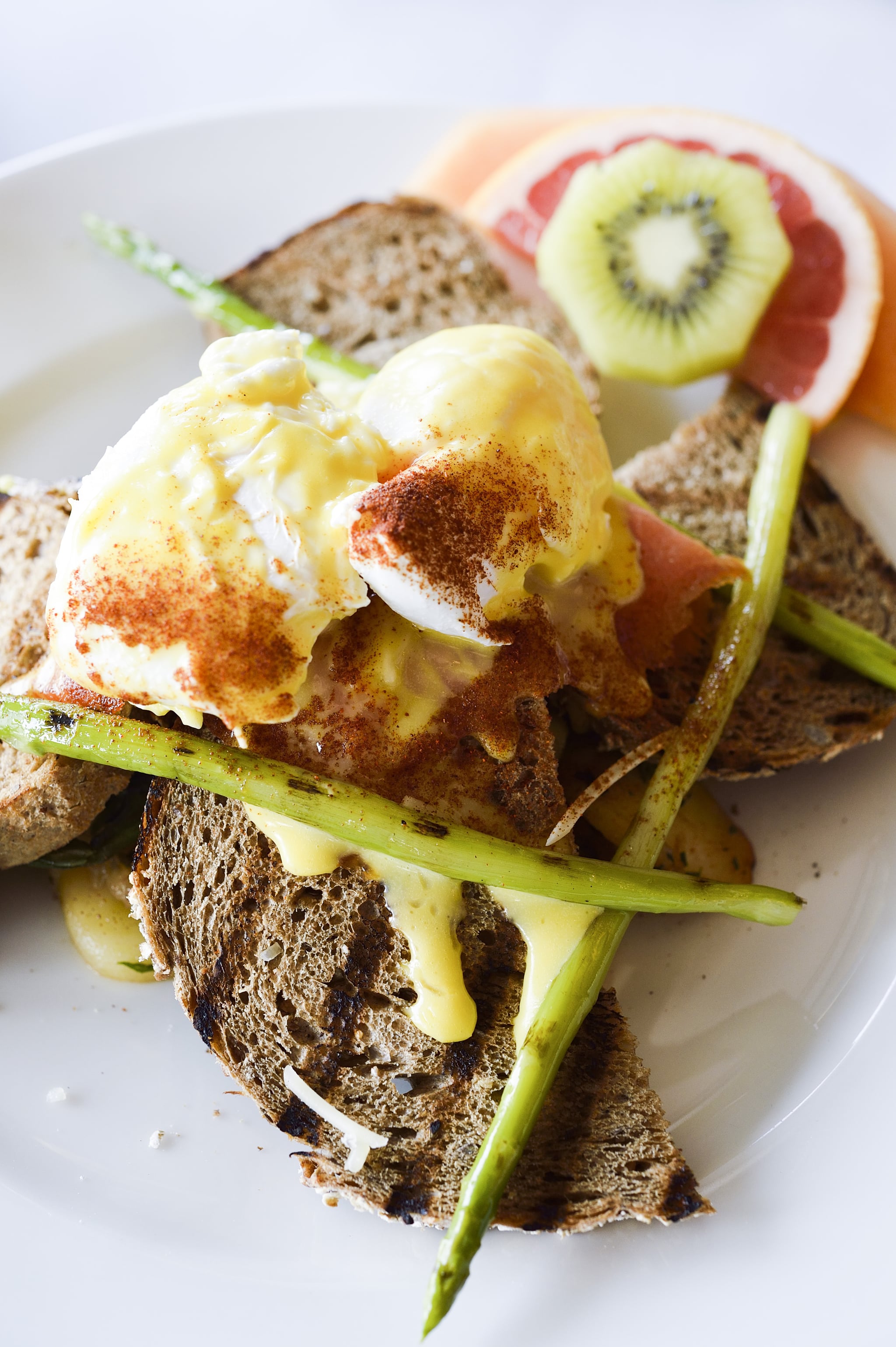 Beef Bacon Eggs Benedict POPSUGAR Middle East Food