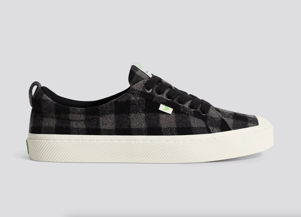 Cariuma Oca Low Black Plaid Recycled Sneaker