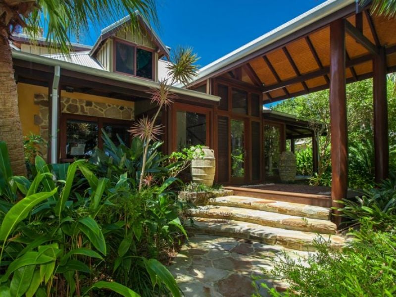 In total, there are eight bedrooms and eleven bathrooms.
In total, there are eight bedrooms and eleven bathrooms.