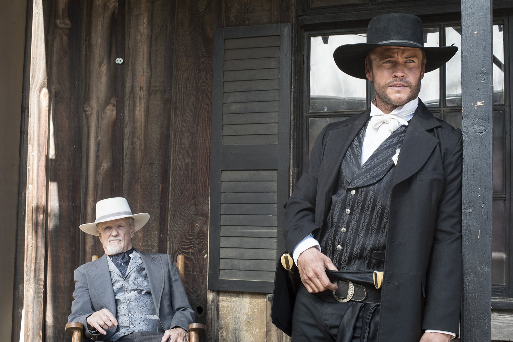 HICKOK, from left: Kris Kristofferson, Luke Hemsworth as Wild Bill Hickok, 2017. Cinedigm/courtesy Everett Collection