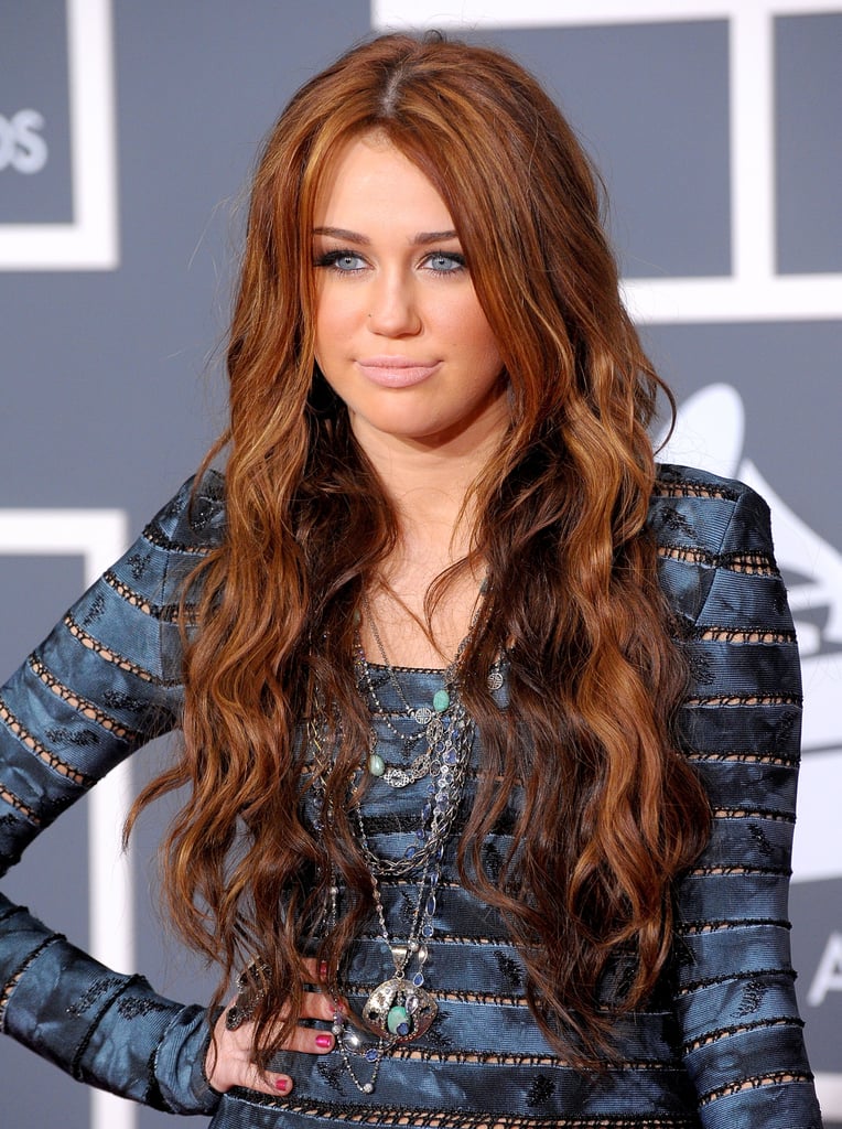 Miley Cyrus Looks Like Hannah MontanaEra Miley With Long Brown Waves   Glamour UK