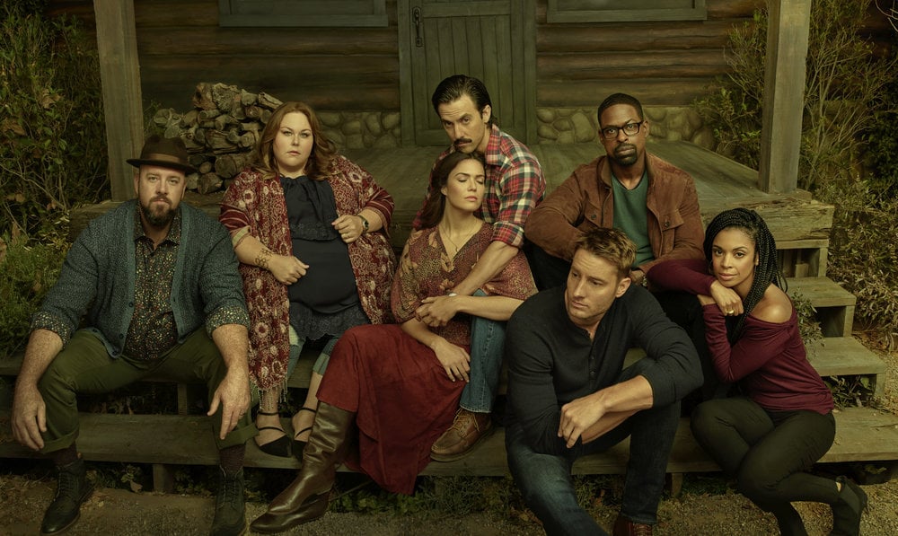 THIS IS US -- Season: 3 --  Pictured: (l-r) Chris Sullivan as Toby, Chrissy Metz as Kate Pearson, Mandy Moore as Rebecca Pearson, Milo Ventimiglia as Jack Pearson, Justin Hartley as Kevin Pearson, Sterling K. Brown as Randall Pearson, Susan Kelechi Watson as Beth Pearson -- (Photo by: NBC)