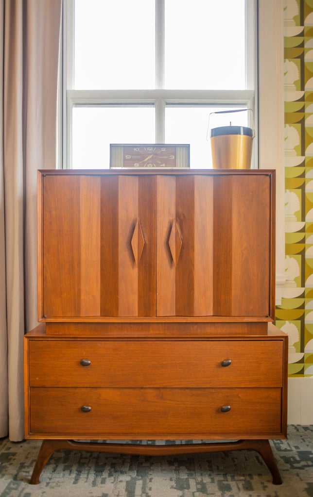 The Queen's Gambit Chess-Themed Hotel Room in Lexington
