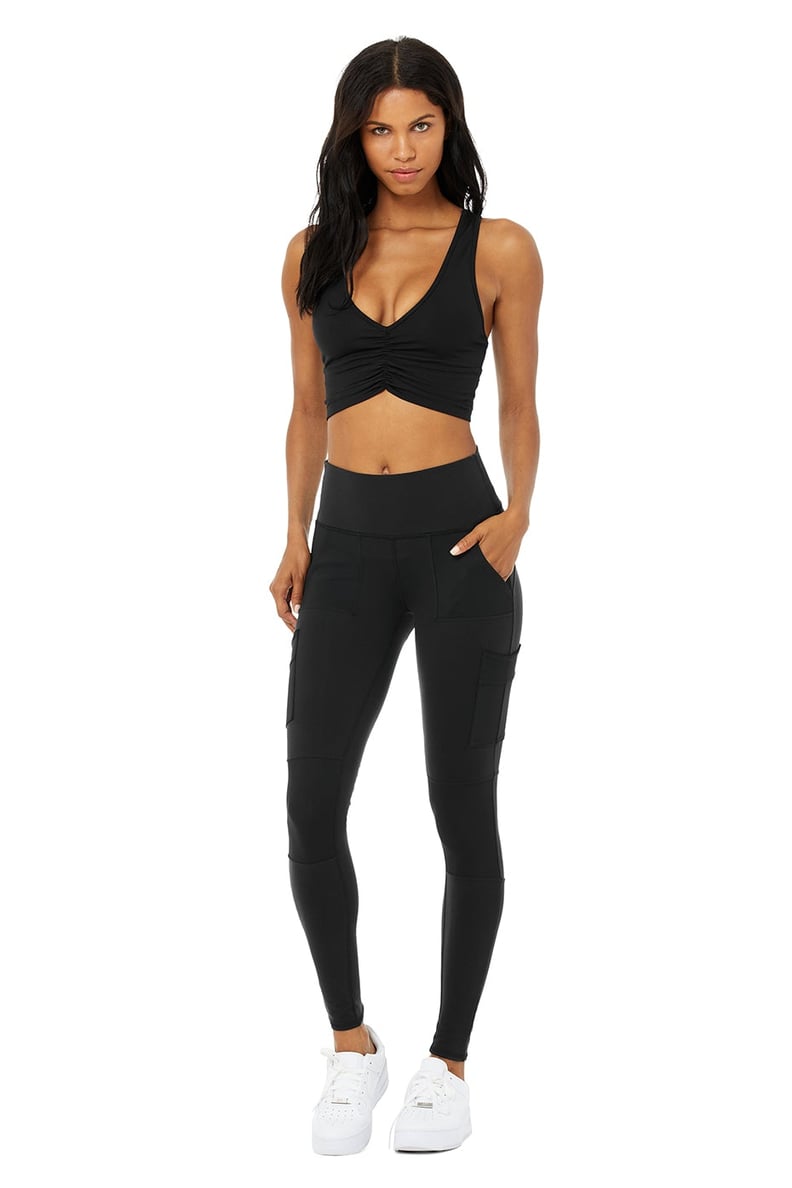 Black Yoga Set For Women W/ Sports Bra & Fitted Mesh Cropped Yoga Pants