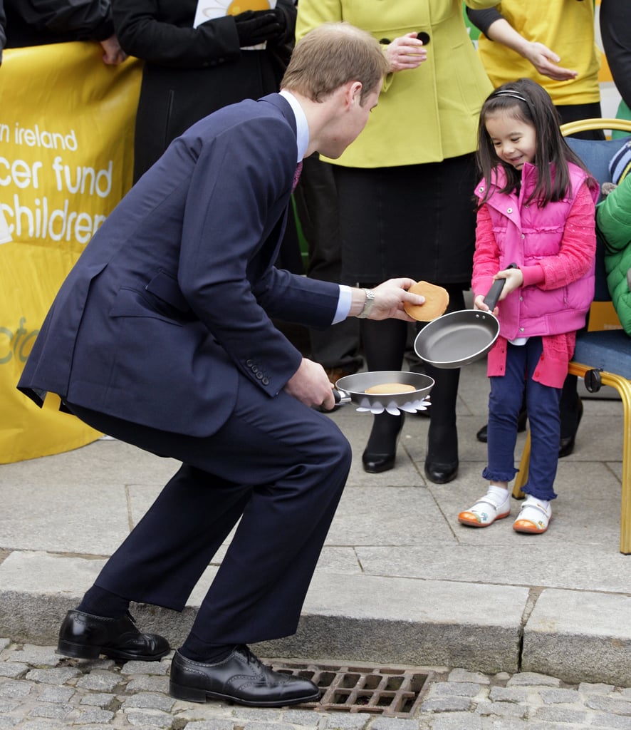 When He Picked Up This Girl's Pancake After She Dropped It While "Pancake Tossing"