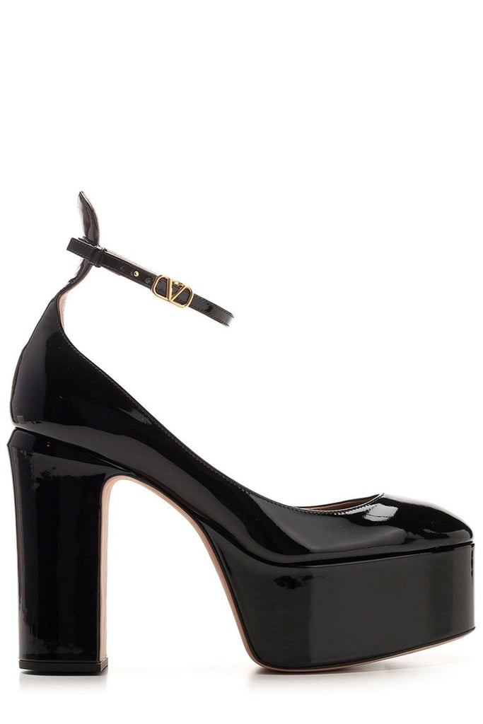 Valentino Garavani Vlogo Plaque Platform Pumps