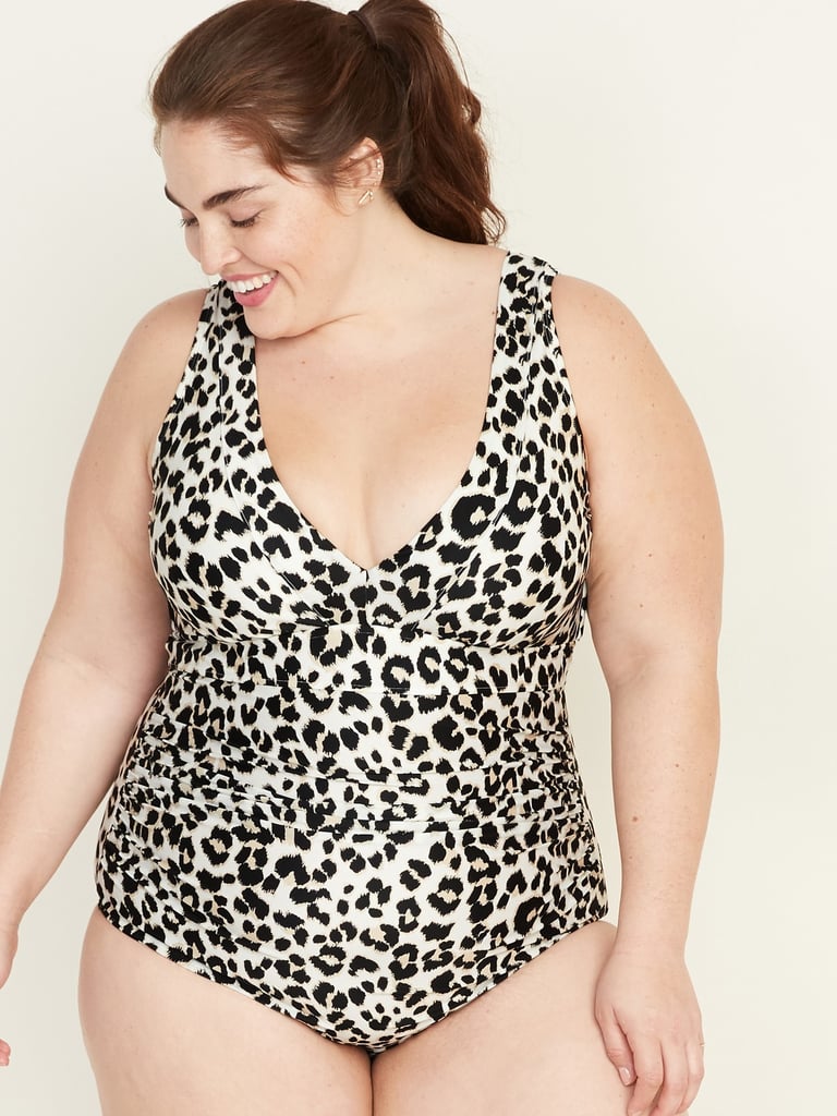 Old Navy Secret-Slim Plus-Size V-Neck Underwire Swimsuit