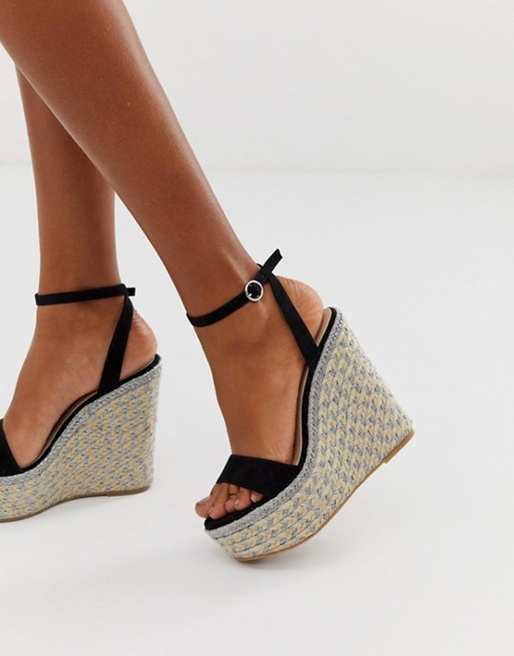 trendy wedge sandals 2019