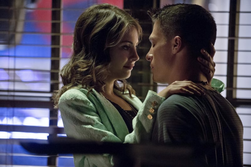 Arrow Best Tv Kissing Scenes Of 2013 Popsugar Entertainment Photo 84 0715