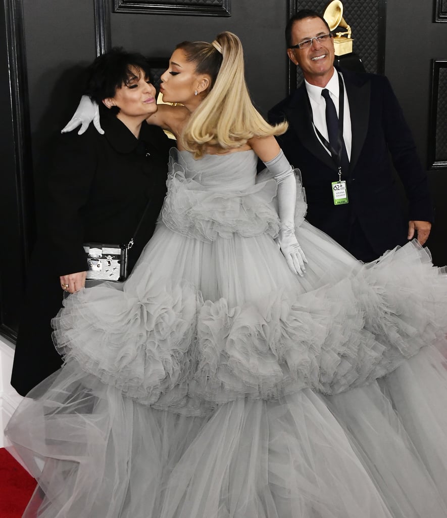 Ariana Grande S Blond Hair Color At The Grammys 2020 Popsugar Beauty