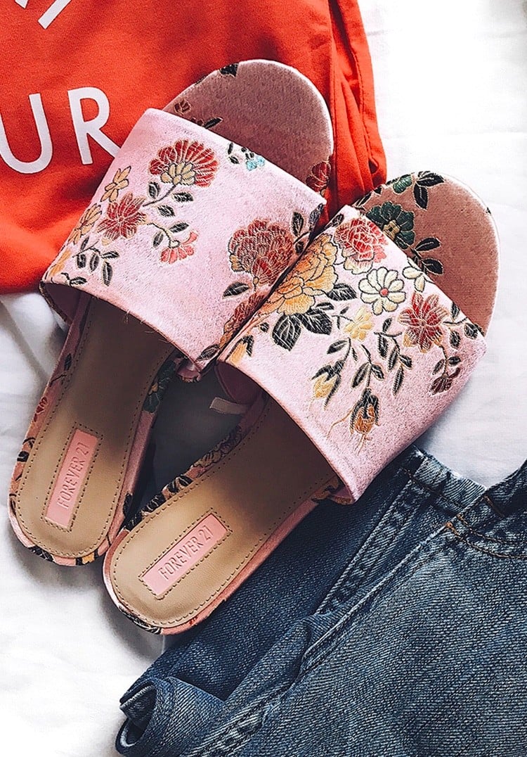 Forever 21 slides store