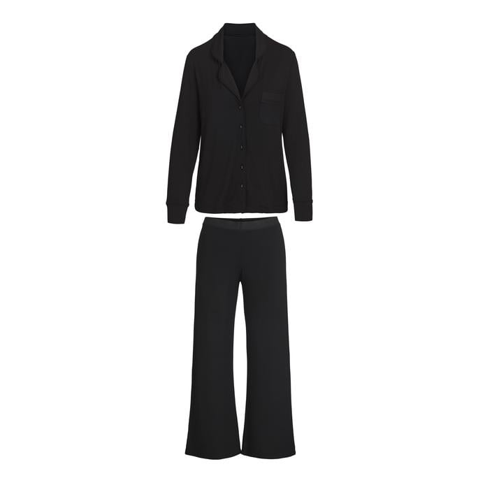Skims Sleep Set in Onyx | Kim Kardashian Released a Skims ...