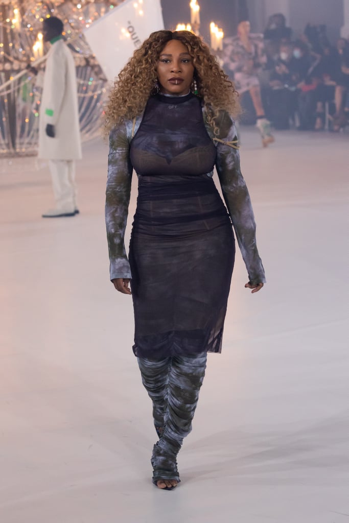 Serena Williams on the Off-White Autumn 2022 Catwalk at PFW