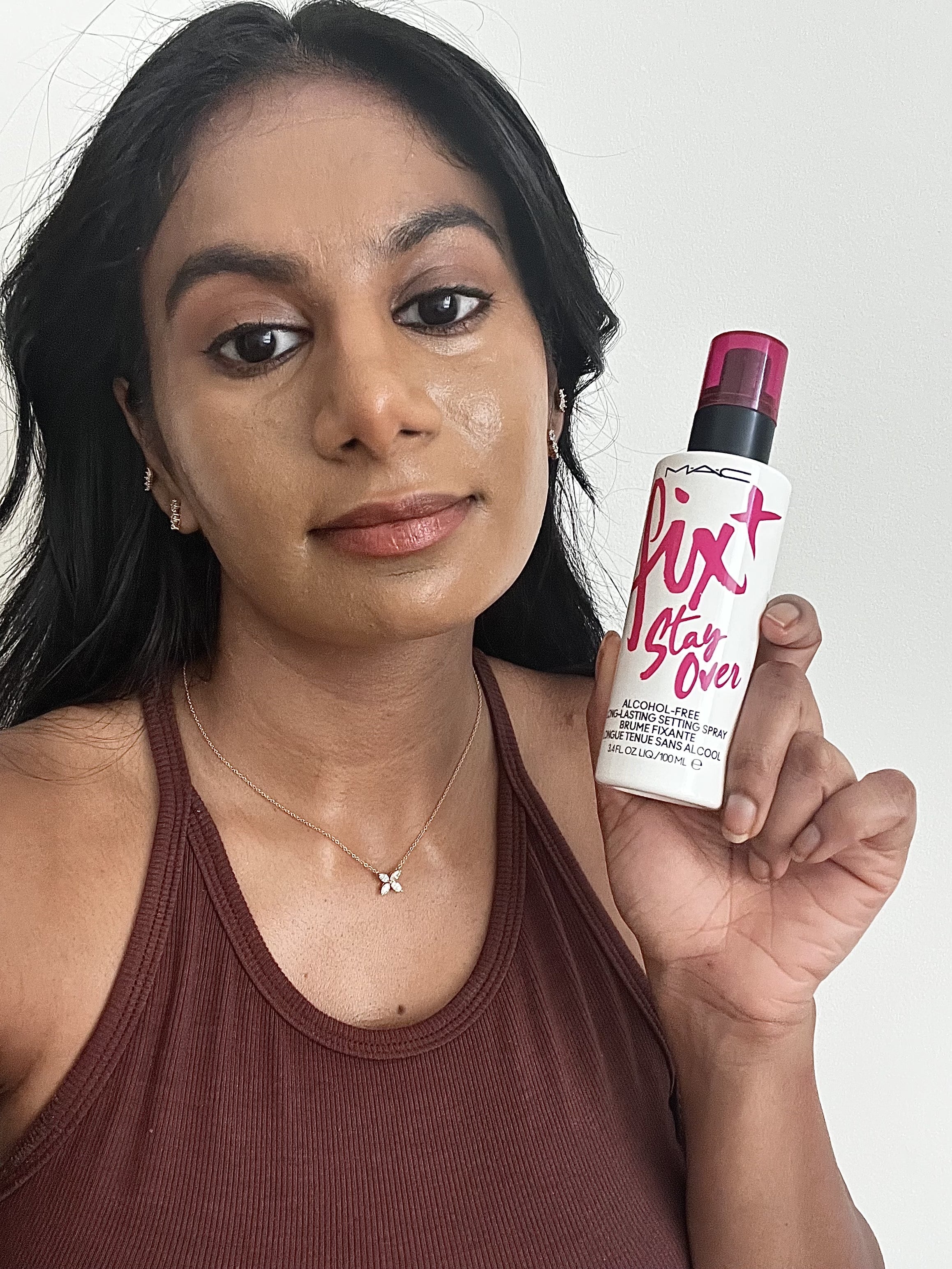 Grine Perle montering MAC Fix+ Stay Over Alcohol-Free 16HR Setting Spray Review | POPSUGAR Beauty