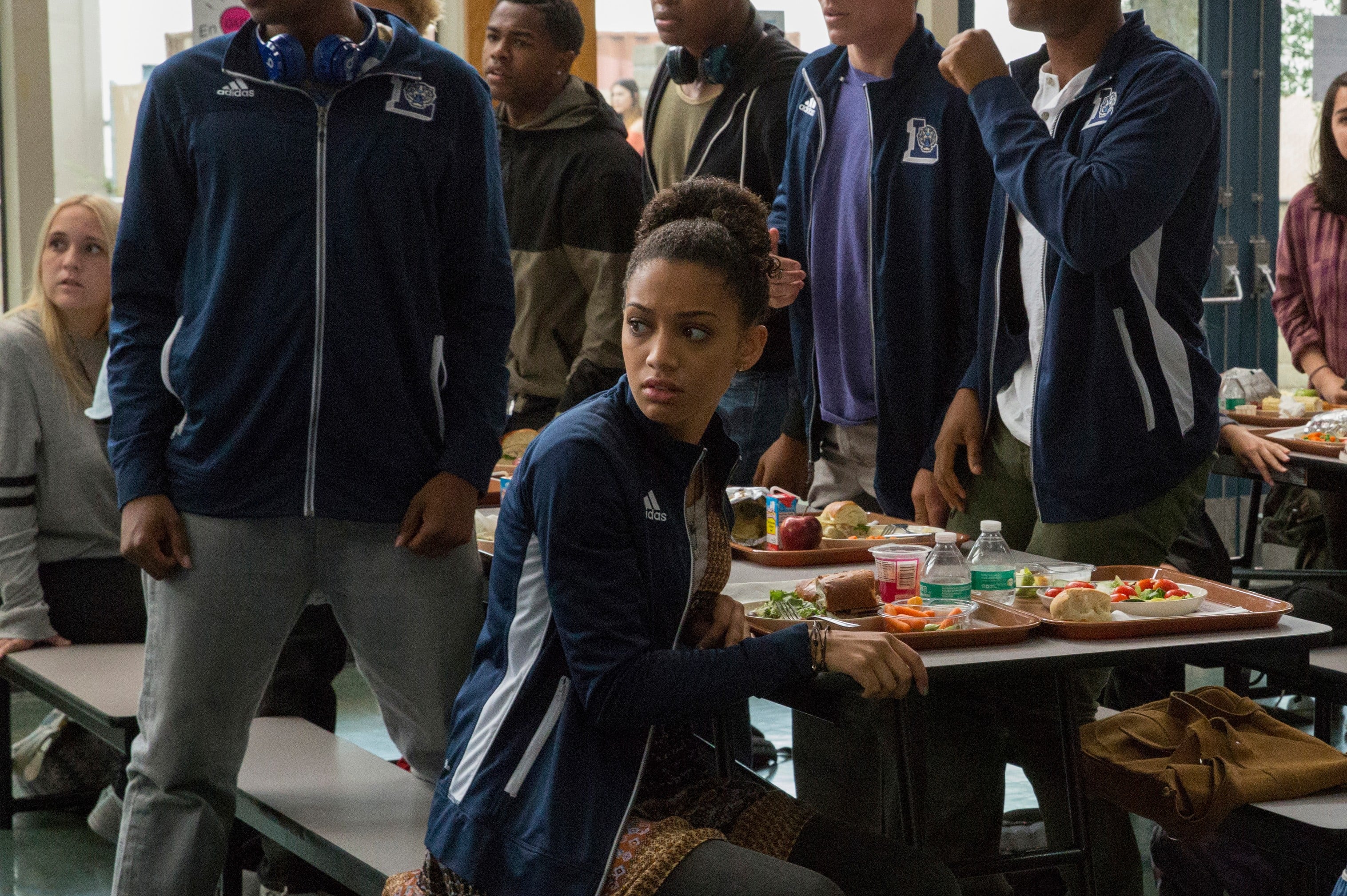 Who Is the Girl Staring at Jess in 13 Reasons Why? | PS Entertainment