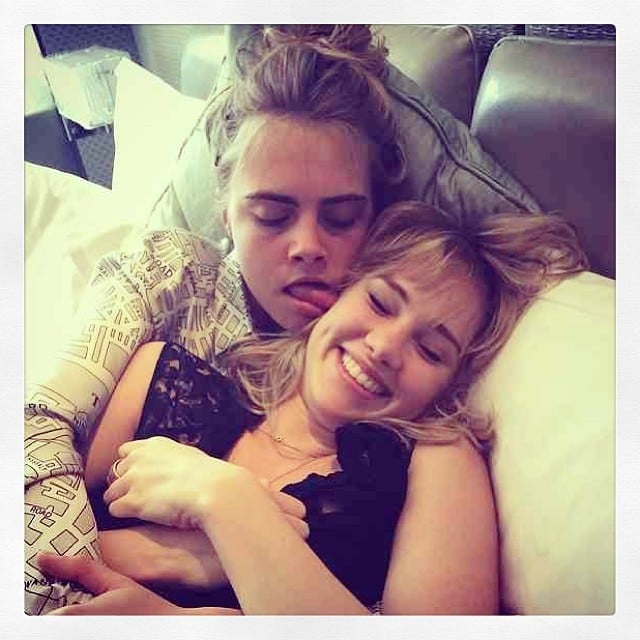 Suki Waterhouse got licked by her "shugapoo" Cara Delevingne.
Source: Instagram user sukiwaterhouse