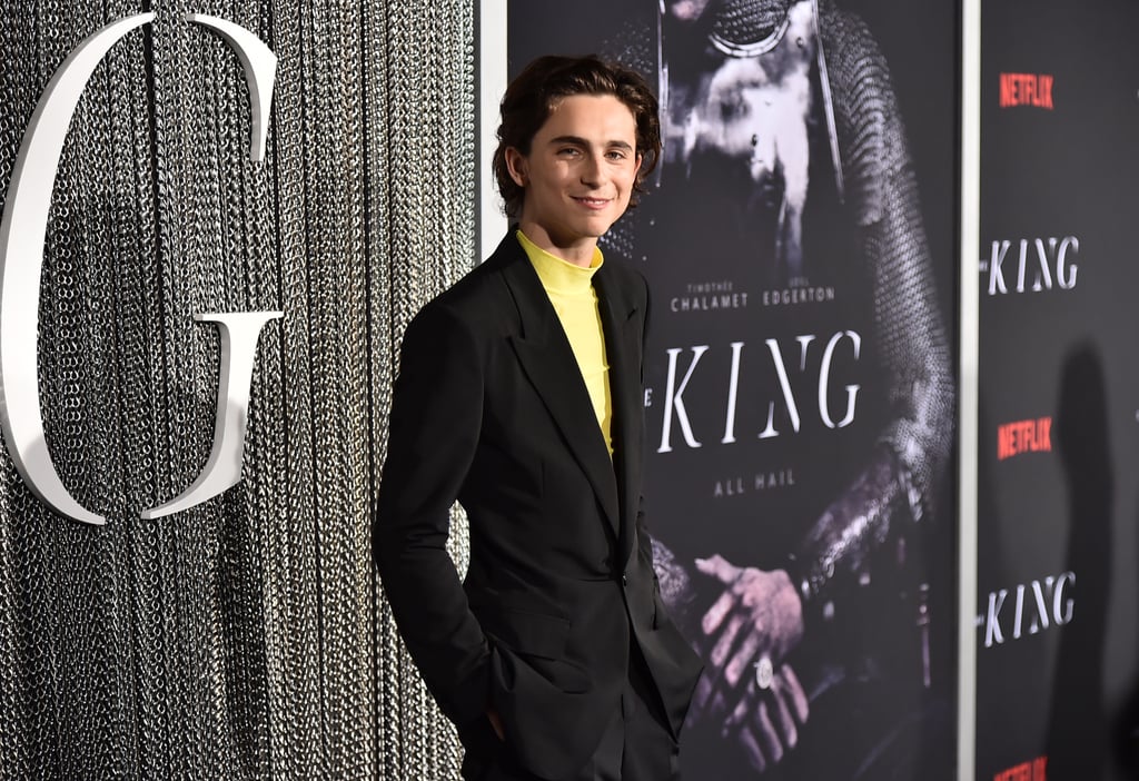 Watch Timothée Chalamet Hand Out Bagels at The King Premiere