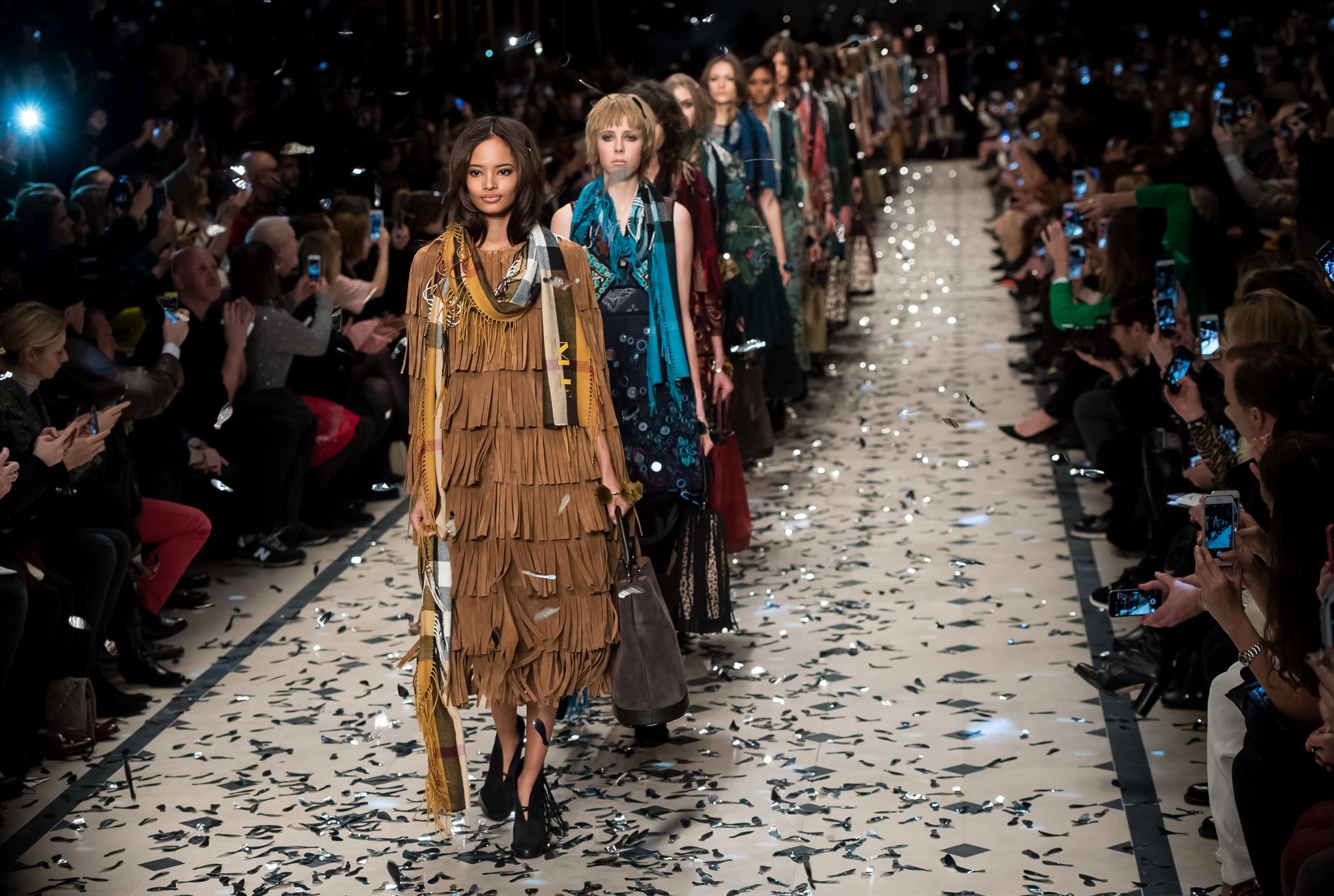 LONDON, ENGLAND - FEBRUARY 23:  A model walks the runway at the Burberry Prorsum show during London Fashion Week Fall/Winter 2015/16 at perk's Field on February 23, 2015 in London, England.  (Photo by Ian Gavan/Getty Images)